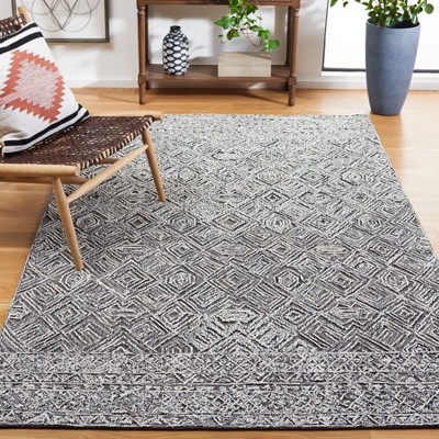 Black and Ivory Hand-Tufted Wool 8' x 10' Area Rug
