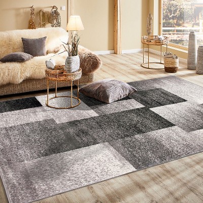 Rectangular Gray Easy Care Stain-Resistant Area Rug