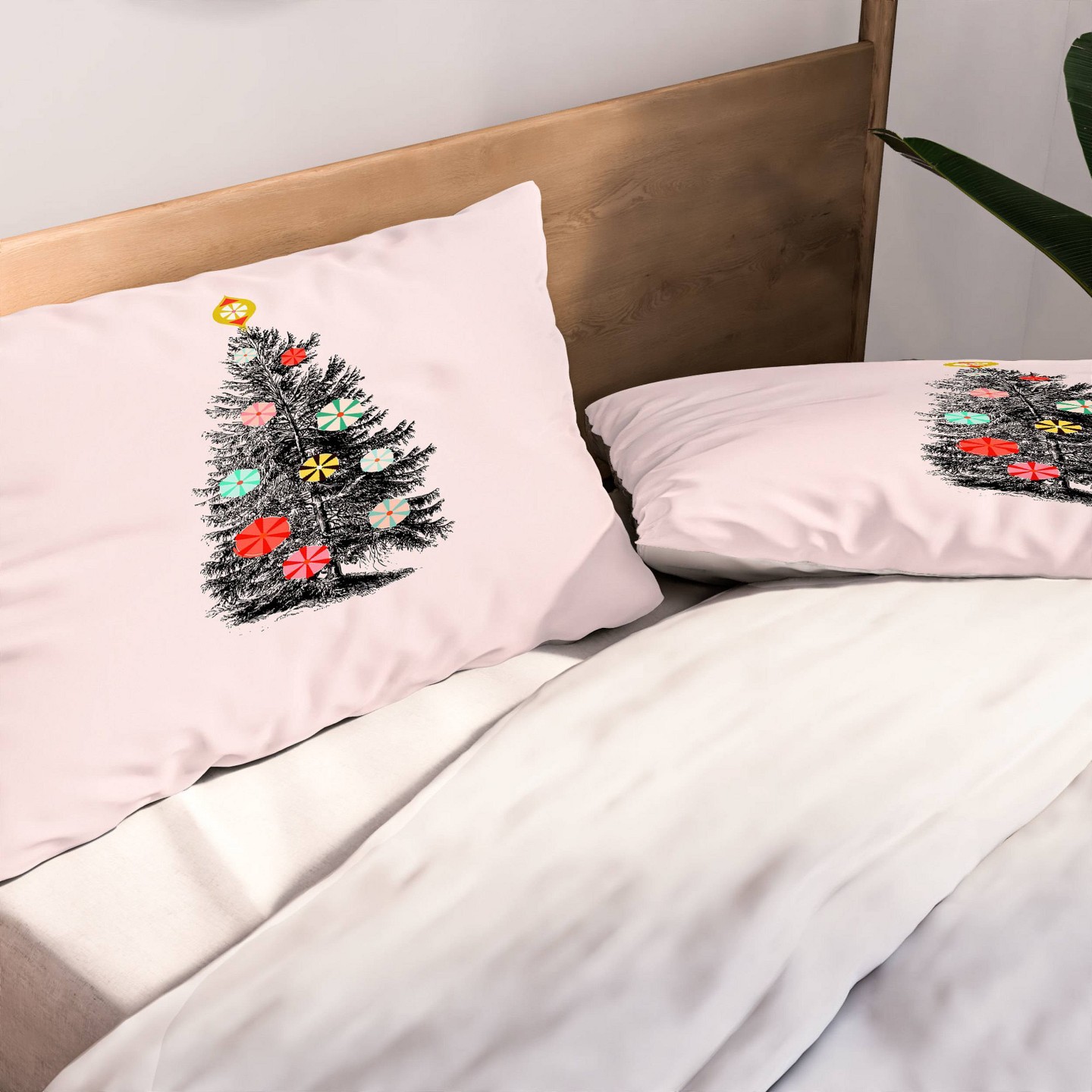 Постельное бельё Deny Designs Queen Showmemars Retro Christmas Tree 2 Polyester Comforter and Pillow Shams Black: Holiday Bedding Set, 300 Thread Count, цвет: Чёрный — фото 5
