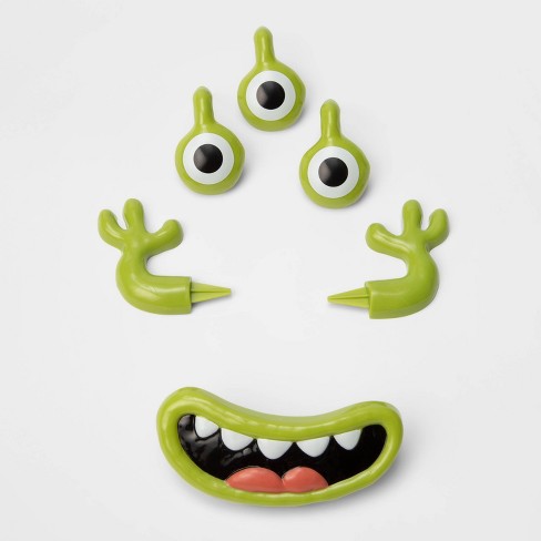 Alien Pumpkin Push-In Halloween Decorating Kit - Hyde & EEK! Boutique™ - image 1 of 3