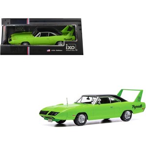 1970 Plymouth Road Runner Superbird Green with Black Vinyl Top 1/43 Diecast Model by IXO Models - 1 of 4