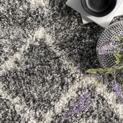 Transitional Kristi Easy-Care Shag Runner Rug, 2' 6" x 8', Gray