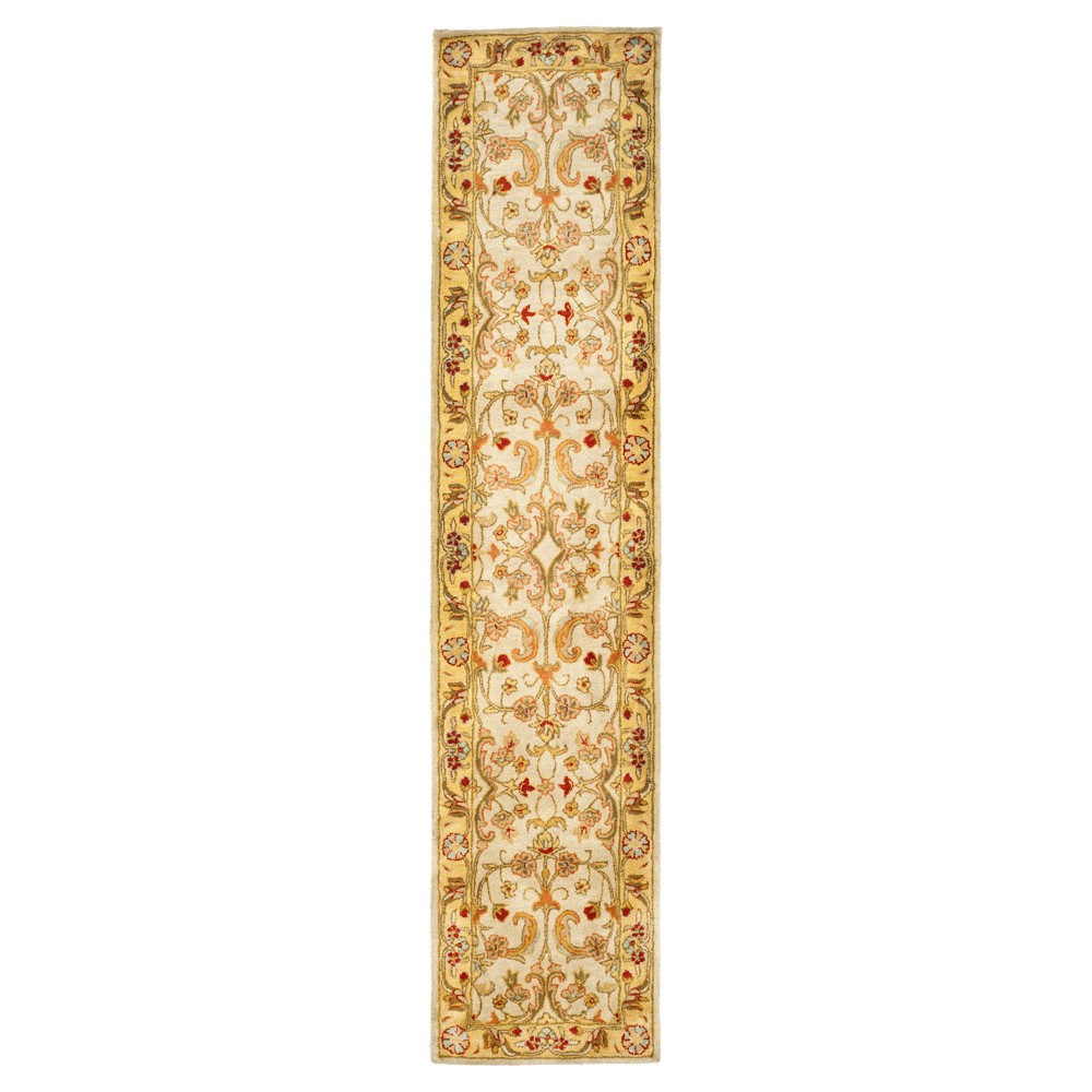 Gray/Light Gold Floral Tufted Runner 2'3inx6' - Safavieh