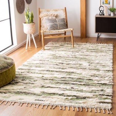 Ivory and Green Hand-Knotted Wool Shag Rug, 4' x 6'