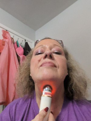 Guest review image 1 of 3, zoom in