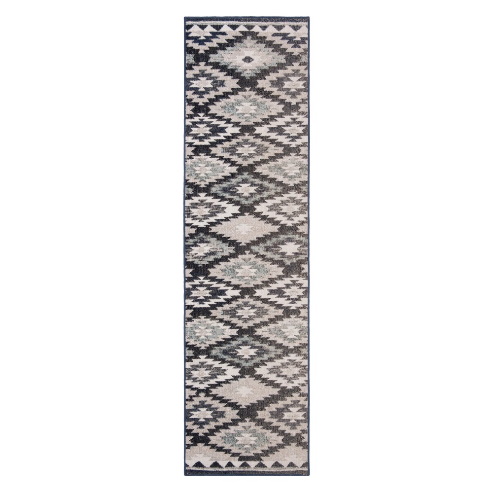  Geometric Design Loomed Runner Gray/Black