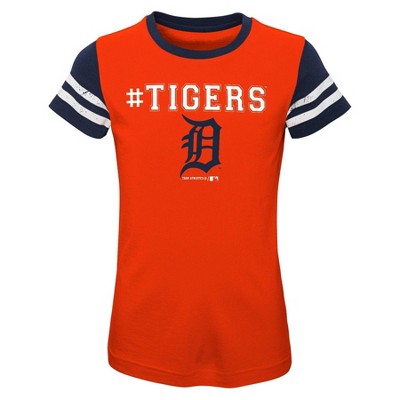 green detroit tigers shirt