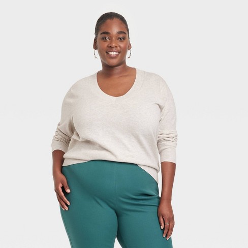 Women's plus size shop v neck sweaters