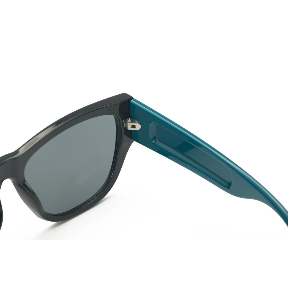 Polarized Vintage Sunglasses with 100% UV protection - thumbnail 3