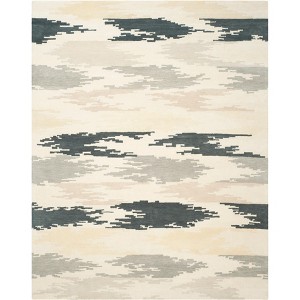 Soho SOH336 Hand Tufted Area Rug  - Safavieh - 1 of 3