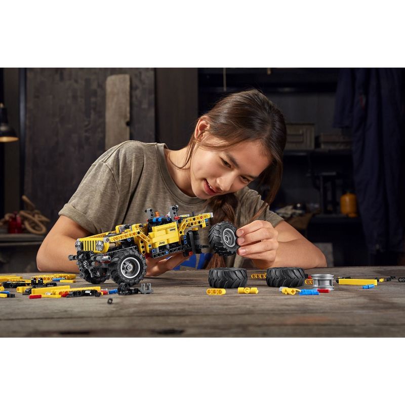 LEGO Technic Jeep Wrangler 4x4 Toy Car 42122, 6 of 14