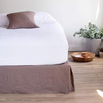 100% French Linen Bedskirt | BOKSER Home
