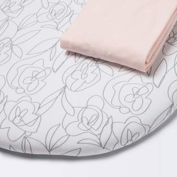 Jersey Bassinet Sheet 2pk - Cloud Island™ Floral and Solid Light Pink