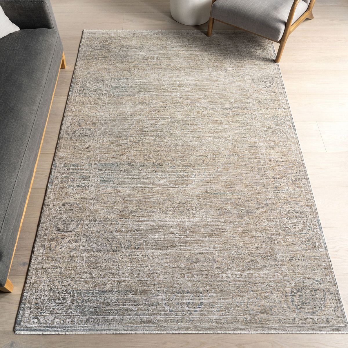 Nuloom Griselda Medallion Fringe Indoor Area Rug - thumbnail 2