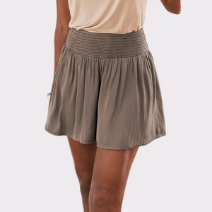 Women's Smocked Waist Flowy Shorts - LASCANA - 1 of 4