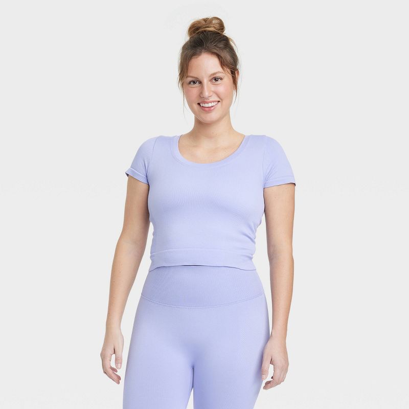 Women's Seamless Cropped Short Sleeve Top - All In Motion™, 3 of 8