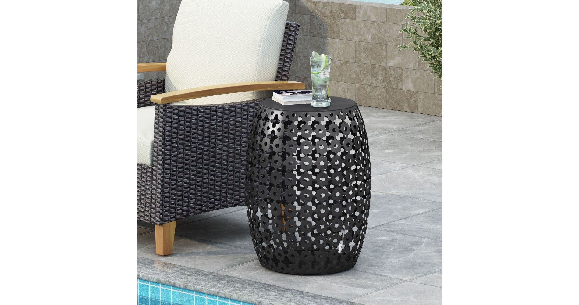 TUYOHW Round Patio End Table with Hollow Framework,Metal Patio Side Table for Backyard,Pool,Indoor Companion,Durable and Rustproof,Black