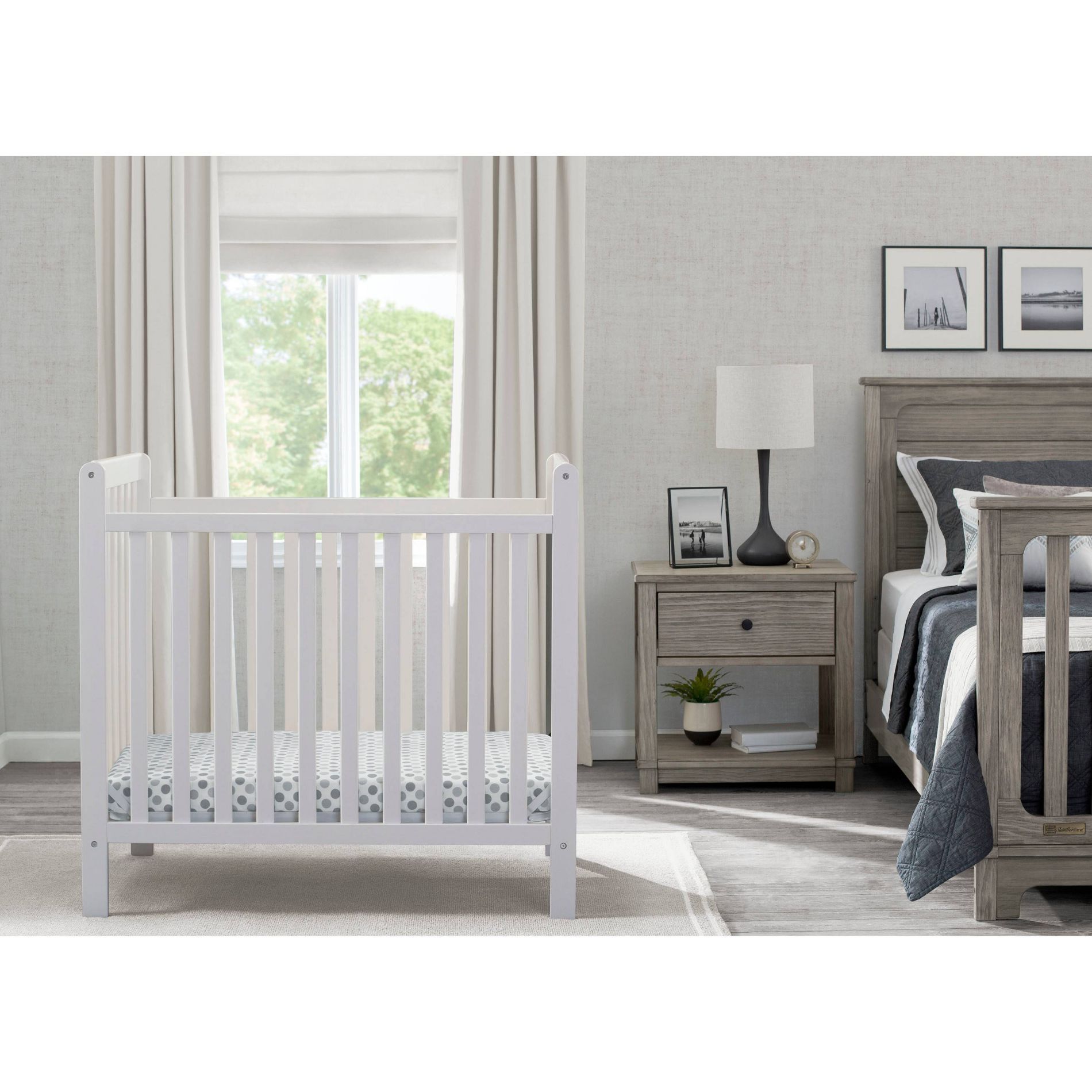 Delta Children Classic Mini Crib Convertible to Twin - Bianca White