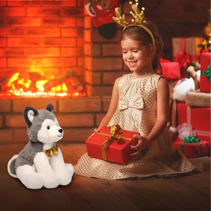 FAO Schwarz Cheers 4 Antlers Husky 12&#34; Stuffed Animal with Removable Wear-and-Share Ears, 3 of 11