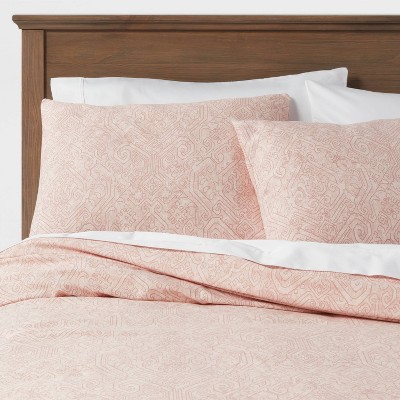 Full/Queen Family Friendly Medallion Duvet & Pillow Sham Set Pink - Threshold™