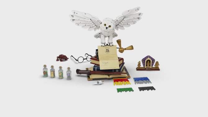 LEGO Harry Potter Hogwarts Collectors&#39; Edition Set 76391, 2 of 11, play video