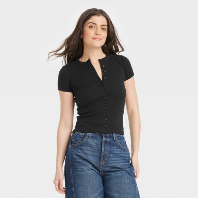 Women's Short Sleeve Button-Down T-Shirt - Universal Thread™