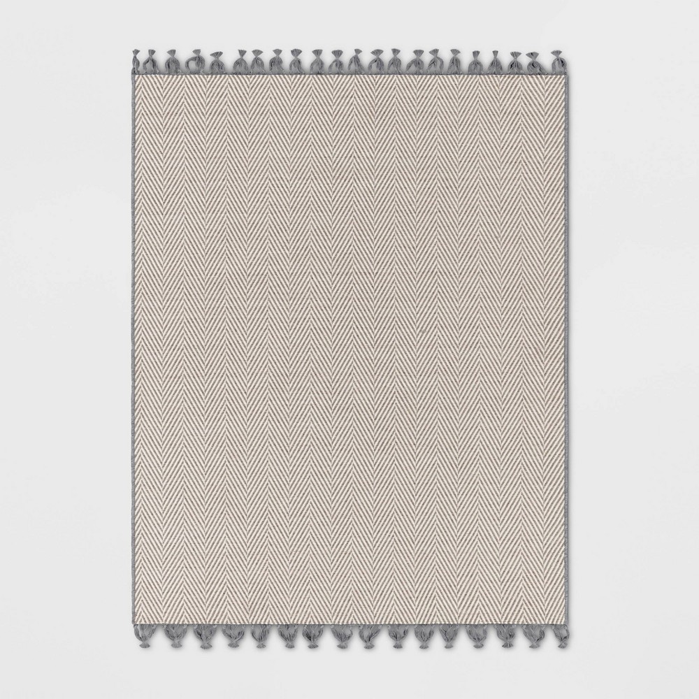 5' x 7' Herringbone Outdoor Rug Ivory/Cashmere Gray - Threshold™ designed with Studio McGee