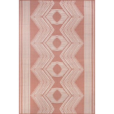 nuLOOM Rayna Geometric Stain Resistant High Traffic Outdoor Area Rug