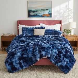 Peace Nest Ultra-Soft Tie-Dye Comforter Set with Plush Faux Fur & Reversible Shearling - 1 of 4