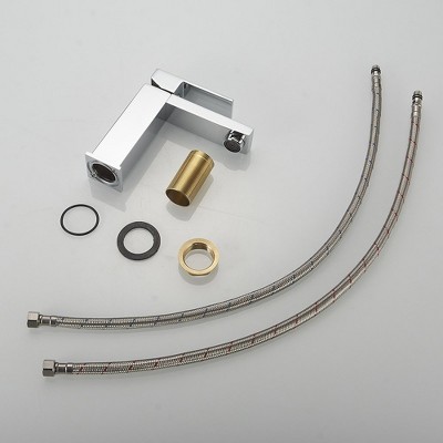 Polished Chrome Single-Handle Low-Arc Bathroom Faucet