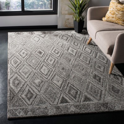 Grey and Black Diamond Pattern Hand-Tufted Wool Runner Rug