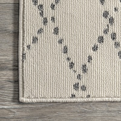 Beige Synthetic Diamond Pattern 5x8 Area Rug