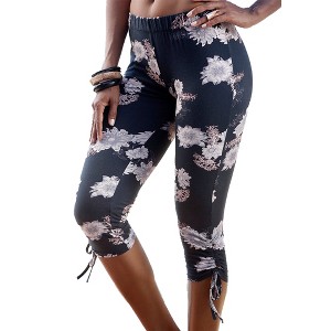 Women's Floral Capri Leggings - LASCANA - 1 of 4
