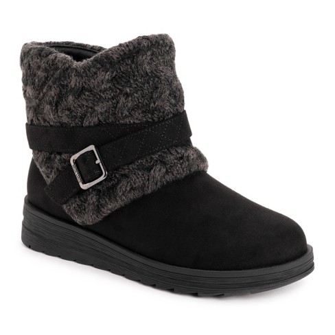 Women's Corie Winter Hiker Boots - Universal Thread™ Jet Black 6 : Target