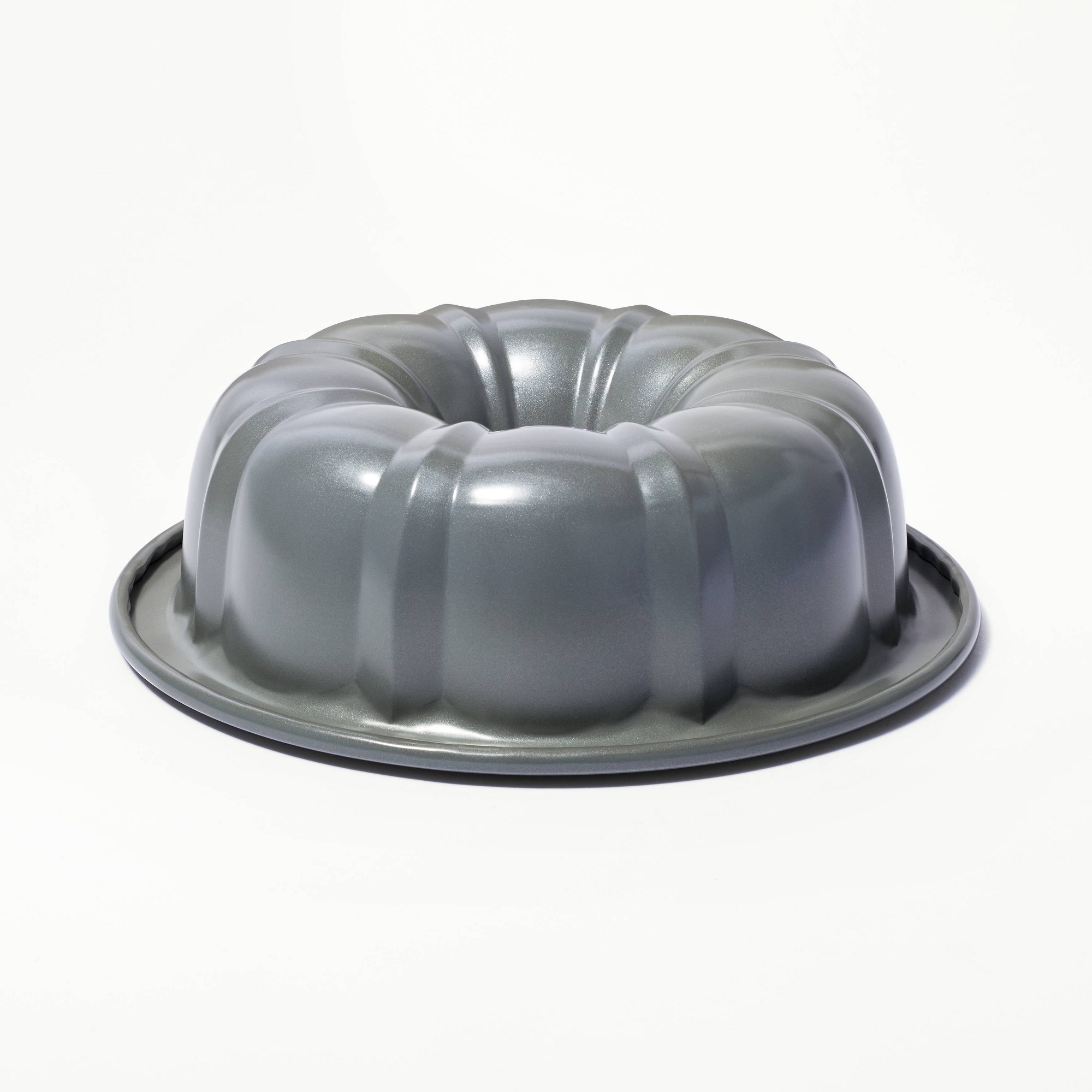 12 Cup Nonstick Carbon Steel Fluted Cake Pan Gray - Figmint™