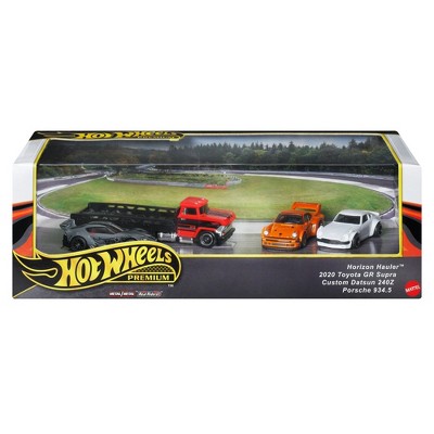 Hot Wheels Premium Collector Display Sets, 3 Cars & 1 Transporter