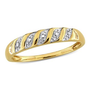 EVERLY JEWELRY | 10K Yellow Gold Men's Diamond Illusion Textured Striped Wedding Band - 1 of 4
