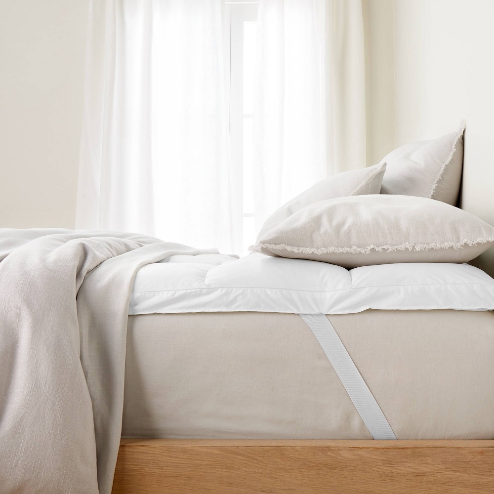 Photos - Bed Linen Queen Ultra Loft Down Alternative Mattress Topper - Casaluna™: Hypoallergenic Cotton, 233 Thread Count, Fits 18" Depth