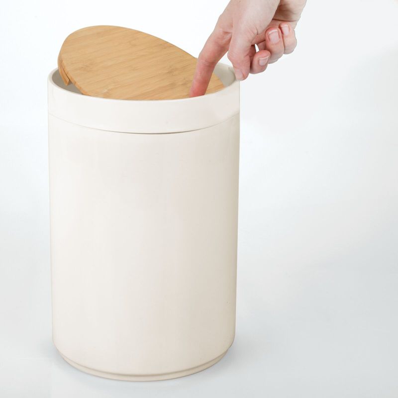 mDesign Plastic Round Trash Can Small with Swing-Close Lid, 3 of 7