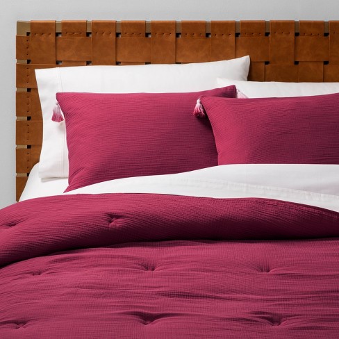 Twin Twin Xl Solid Cotton Gauze Tasseled Comforter Set Magenta