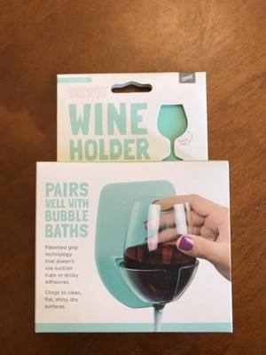 Portable Plastic Suction Wine Cup Holder Silicone Wine Glass Holder for  Bath & Shower - China Suction Wine Cup Holder, Wine Glass Holder for Bath &  Shower