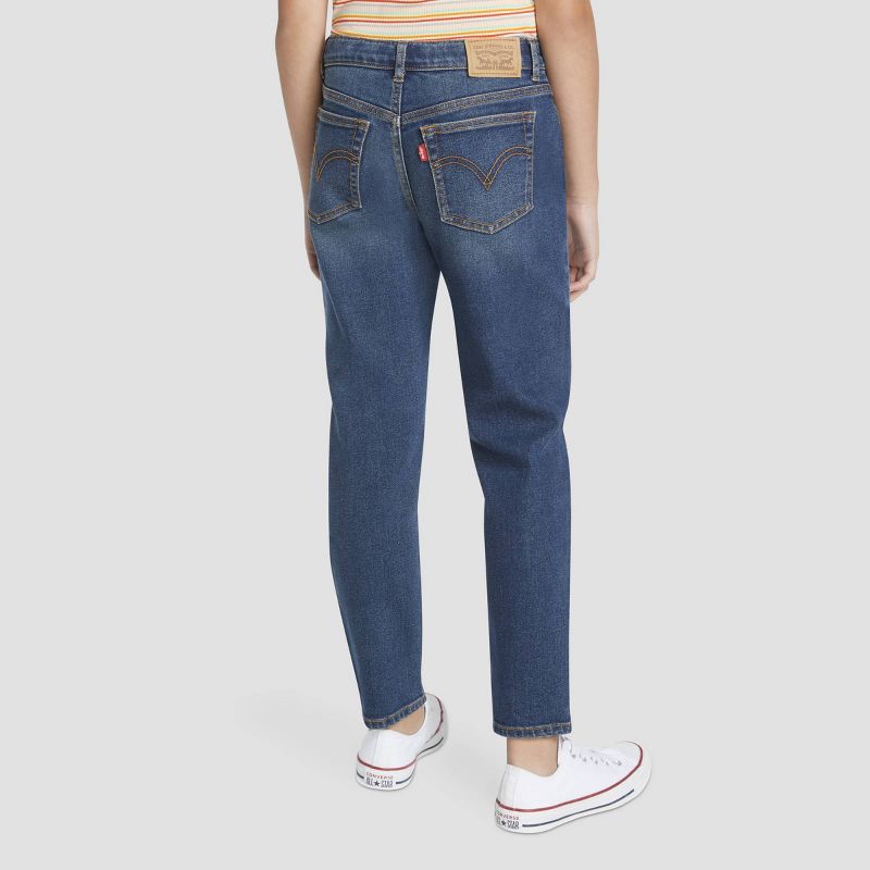 Levi's® Girls' Mid-Rise Mini Mom Jeans - Light Wash, 2 of 13