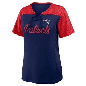 NFL New England Patriots Women's Short Sleeve Lace Up V-Neck Top - 1 of 3