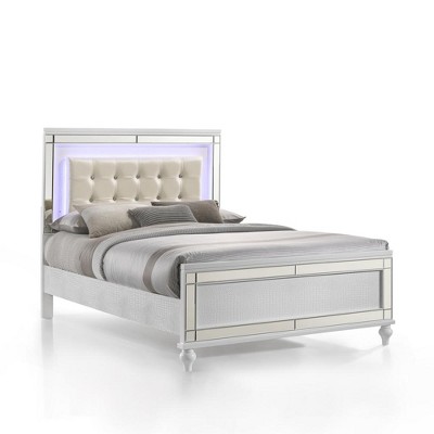 New Classic Furniture, Valentine Solid Wood Full Size Lighted Bed in White