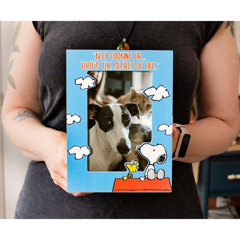 Silver Buffalo Peanuts Snoopy and Woodstock "Keep Looking Up" Die-Cut Photo Frame | 4 x 6 Inch, 5 of 10