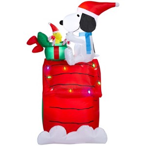 Gemmy Christmas Airblown Inflatable Snoopy and Woodstock on Doghouse Scene Peanuts, 5.5 ft Tall - 1 of 4