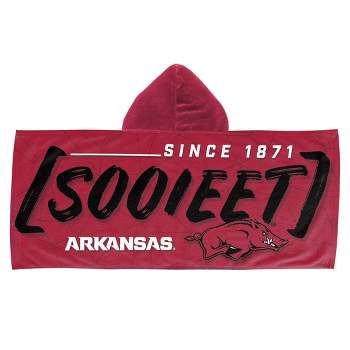 22"x51" NCAA Arkansas Razorbacks Hooded Youth Beach Towel