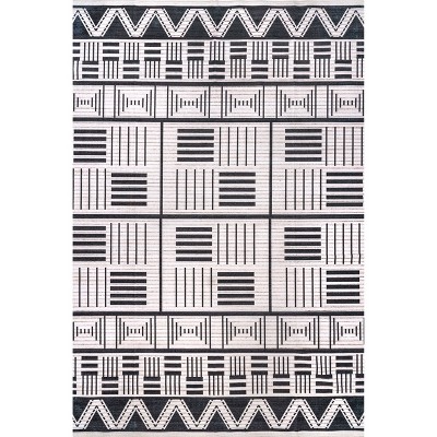 nuLOOM Evia SpinClean Machine Washable Stain-Resistant Area Rug