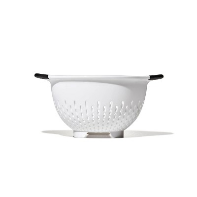 Black plastic deals colander