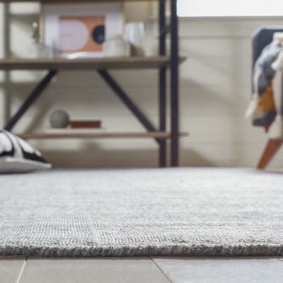 Grey and Ivory 3' x 5' Hand Woven Wool Kilim Area Rug